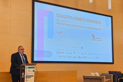 El consejero de Sanidad, Alejandro Vázquez, participa en el Encuentro de investigación e innovación en salud Construyendo sinergias.