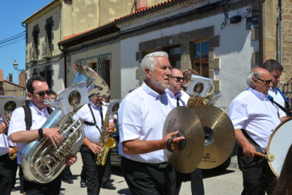 Covaleda celebra el día grande de sus fiestas patronales de San Quirico y Santa Julita.