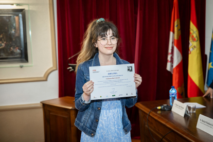 La Fundación Antonio Machado premia a 45 alumnos de diversas provincias por su implicación en difundir los valores mediambientales que recoge 'Campos de Castilla'.