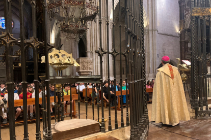 El obispo de Osma-Soria en la despedida.