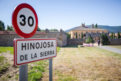 Verónica Urquijo y Roberto Truque se dan el 'Sí, quiero' en Soria.