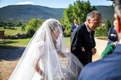 Verónica Urquijo y Roberto Truque se dan el 'Sí, quiero' en Soria.