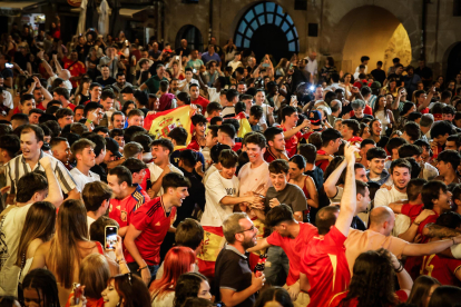 Explosión de alegría por la clasificación de la selección.