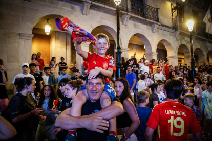 Explosión de alegría por la clasificación de la selección.