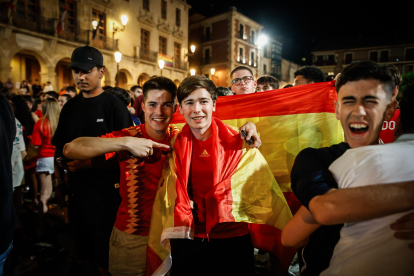 Explosión de alegría por la clasificación de la selección.