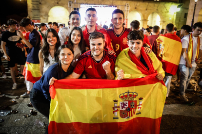 Explosión de alegría por la clasificación de la selección.