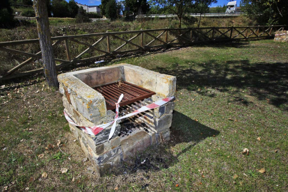 Barbacoa precintada en Soria.