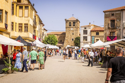 Almarza tuvo sus calles llenas de visitantes toda la jornada