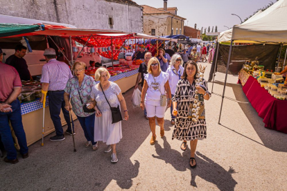 Almarza tuvo sus calles llenas de visitantes toda la jornada