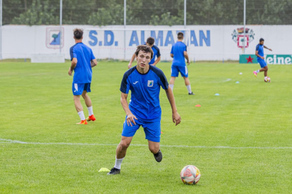 El equipo se prepara para afrontar con ilusión una nueva temporada