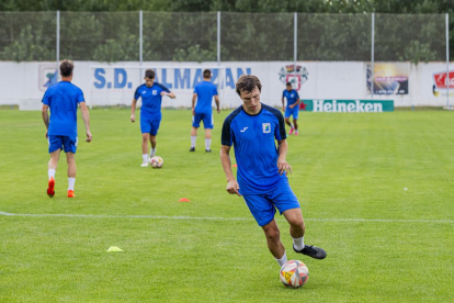 El equipo se prepara para afrontar con ilusión una nueva temporada