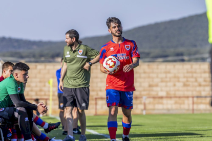 El Numancia endosa un 4-1 al Teruel