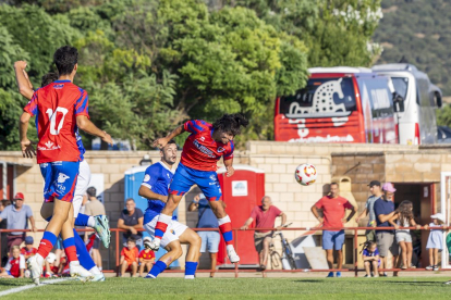 El Numancia endosa un 4-1 al Teruel