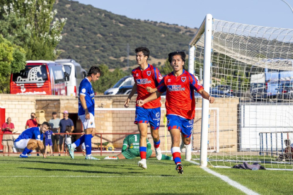 El Numancia endosa un 4-1 al Teruel