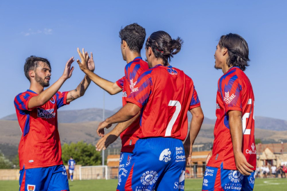 El Numancia endosa un 4-1 al Teruel