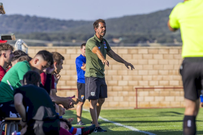 El Numancia endosa un 4-1 al Teruel