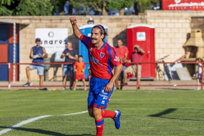 El Numancia endosa un 4-1 al Teruel