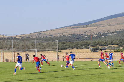 El Numancia endosa un 4-1 al Teruel