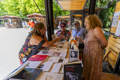 Primer día cargado de emoción en la Feria Expoesía