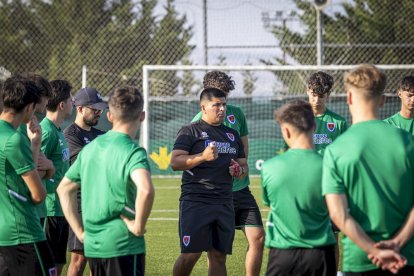 El equipo dirigido por Fredy Vera arranca la campaña 24/25