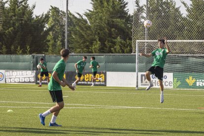 El equipo dirigido por Fredy Vera arranca la campaña 24/25