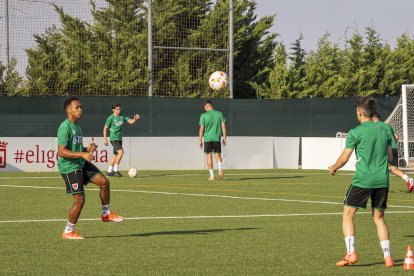 El equipo dirigido por Fredy Vera arranca la campaña 24/25