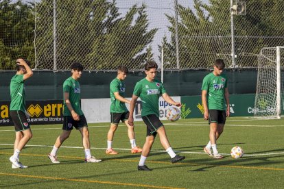 El equipo dirigido por Fredy Vera arranca la campaña 24/25