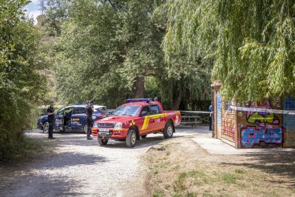 El operativo se desarrolla frente al peñón, junto a la fábrica de harinas