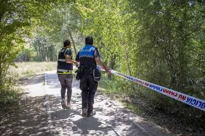 El operativo se desarrolla frente al peñón, junto a la fábrica de harinas