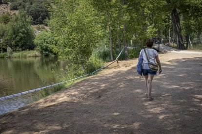 El operativo se desarrolla frente al peñón, junto a la fábrica de harinas