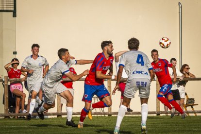 Los rojillos disfrutaron en su quinto partido de pretemporada