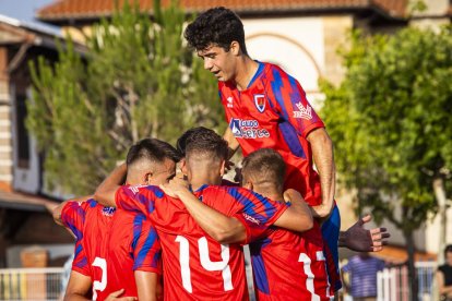 Los rojillos disfrutaron en su quinto partido de pretemporada