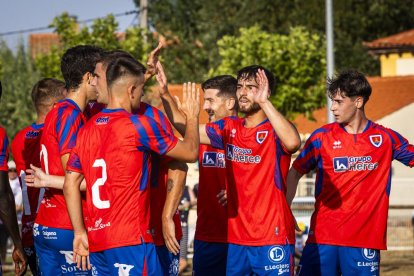 Los rojillos disfrutaron en su quinto partido de pretemporada