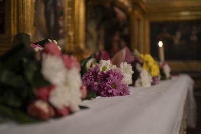 Ofrenda floral a la Virgen de Espino en las fiestas de El Burgo de Osma 2024.