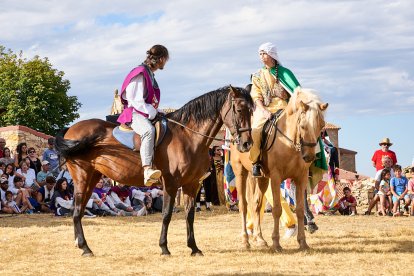 Iruecha revive un año más su Soldadesca en el marco de las fiestas de la Virgen de la Cabeza.