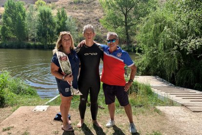 Uno de los momentos del homenaje a la triatleta soriana fallecida.