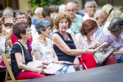 Soria Clásica lleva la música de Gardel al Claustro del IES Machado