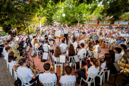 Concierto de la Banda Municipal de Soria en la Barriada.