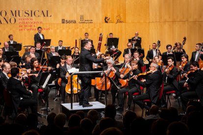 Orquestra de la Comunitat Valenciana-Titular del Palau de les Arts