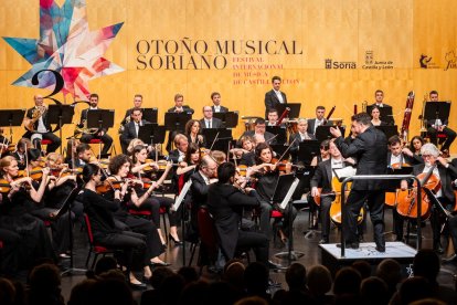 Orquestra de la Comunitat Valenciana-Titular del Palau de les Arts