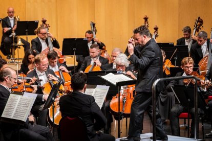 Orquestra de la Comunitat Valenciana-Titular del Palau de les Arts