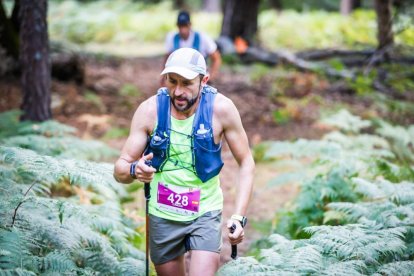 Los atletas cerraron este domingo el Mundial de Skyrunning de Soria con un recorrido de 37 kilómetros por algunos de los bosques más bellos de España.