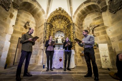 Música para María por la Cofradía de la Virgen de la Soledad