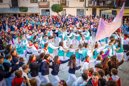 Ólvega comienza sus fiestas con un estallido de alegría.