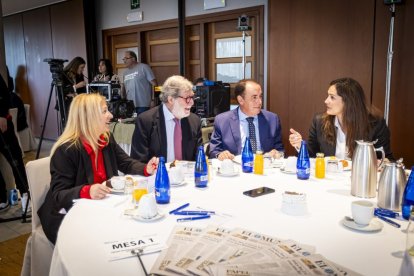 Mesa de debate: Turismo micológico como fuente de riqueza en el medio rural