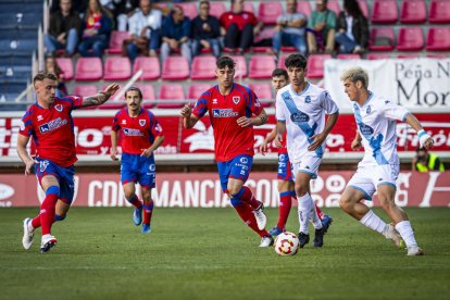 Otra victoria de los rojillos que siguen lideres