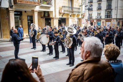 Pasacalles concierto por la Banda de Música