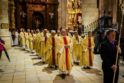 El oficio fue celebrado en la remodelada Concatedral de San Pedro