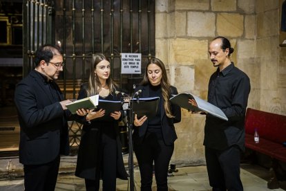 El oficio fue celebrado en la remodelada Concatedral de San Pedro