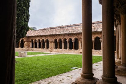 El oficio fue celebrado en la remodelada Concatedral de San Pedro